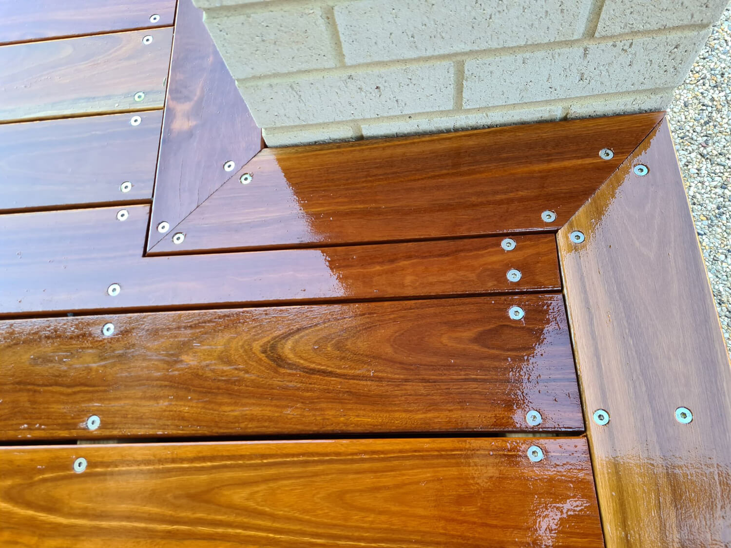 Spotted Gum Alfresco