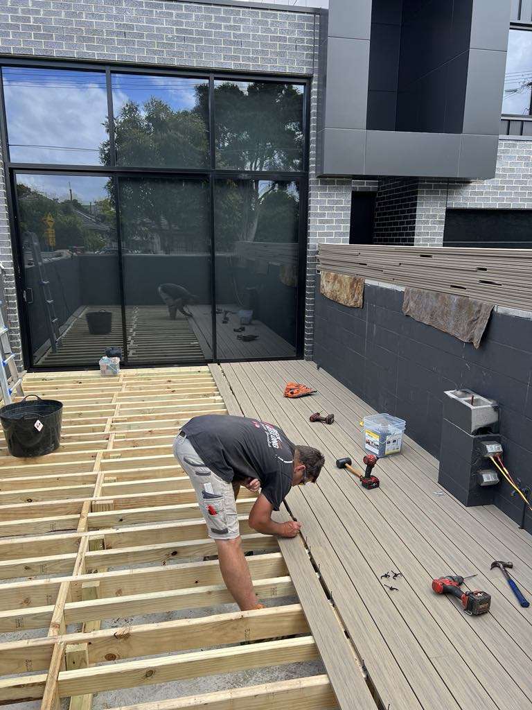 Deck-Out-Geelong-Deckorators-Tundra2