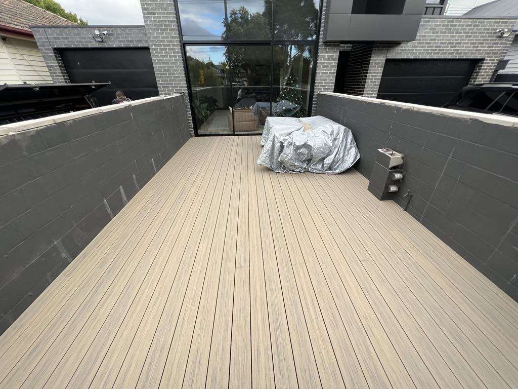 Deck-Out-Geelong-Deckorators-Tundra5