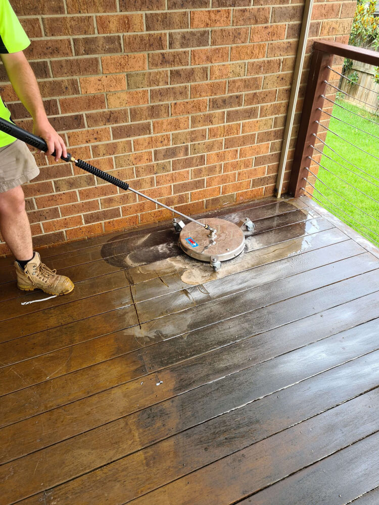 Deck-Out-Geelong-Maintenance-Action-Shots-8