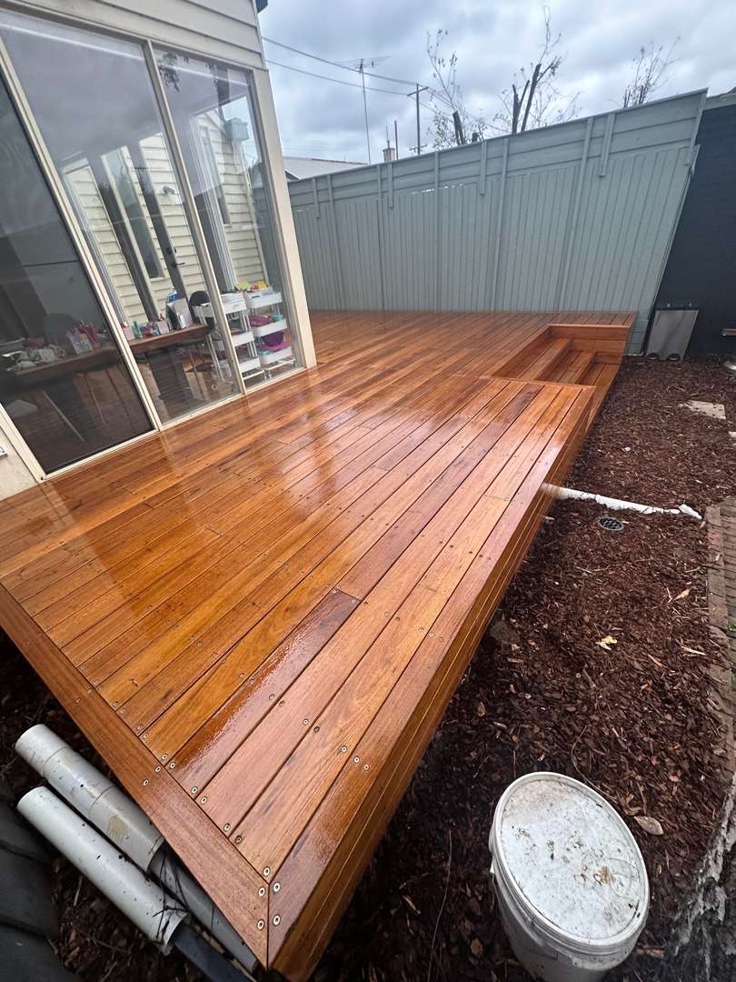 Deck-Out-Geelong-Silvertop-Ash-Newtown7