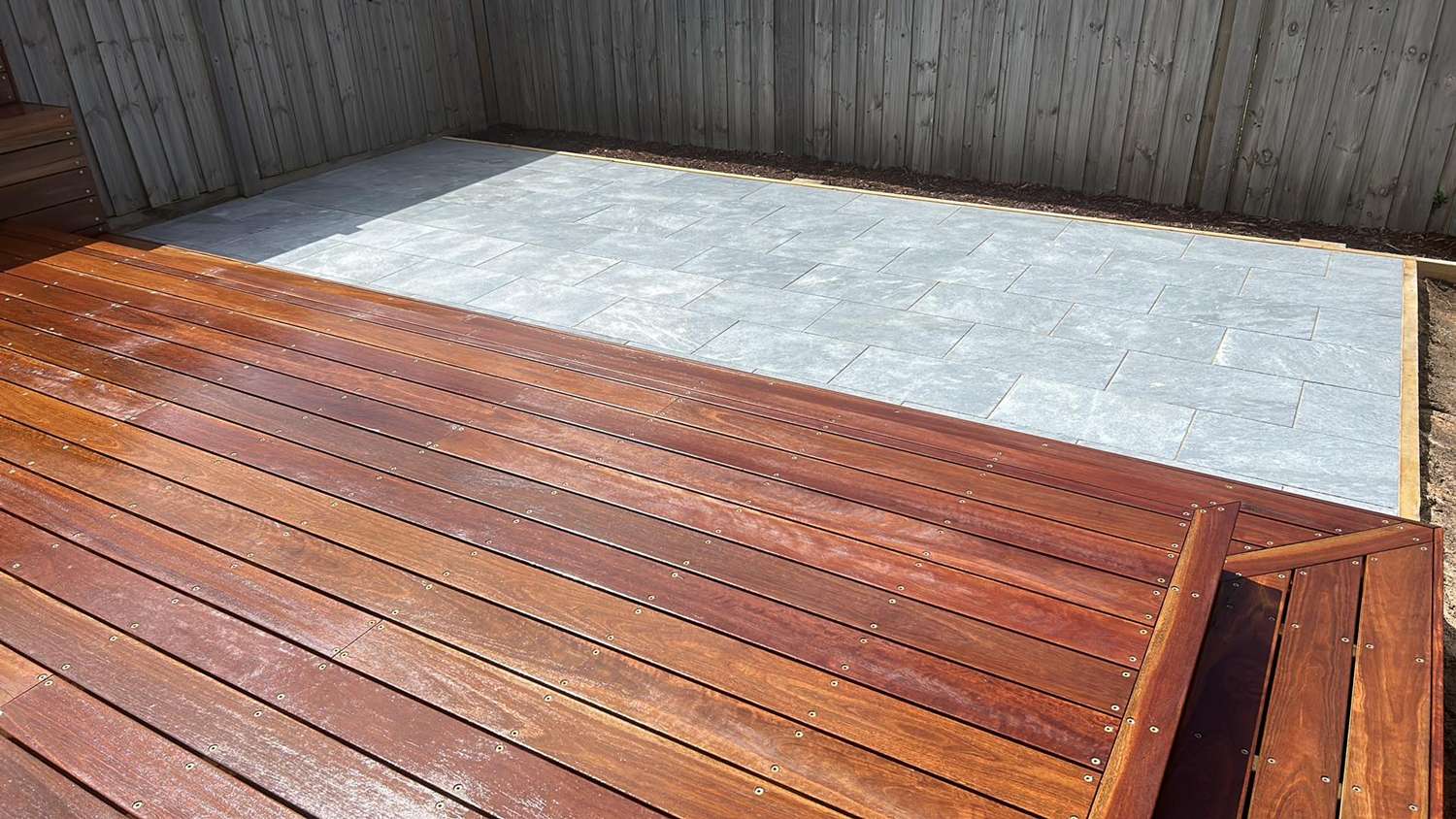 Deck-Out-Geelong-Spotted-Gum-Gate-Screen-Step-And-Seat-Armstrong Creek4
