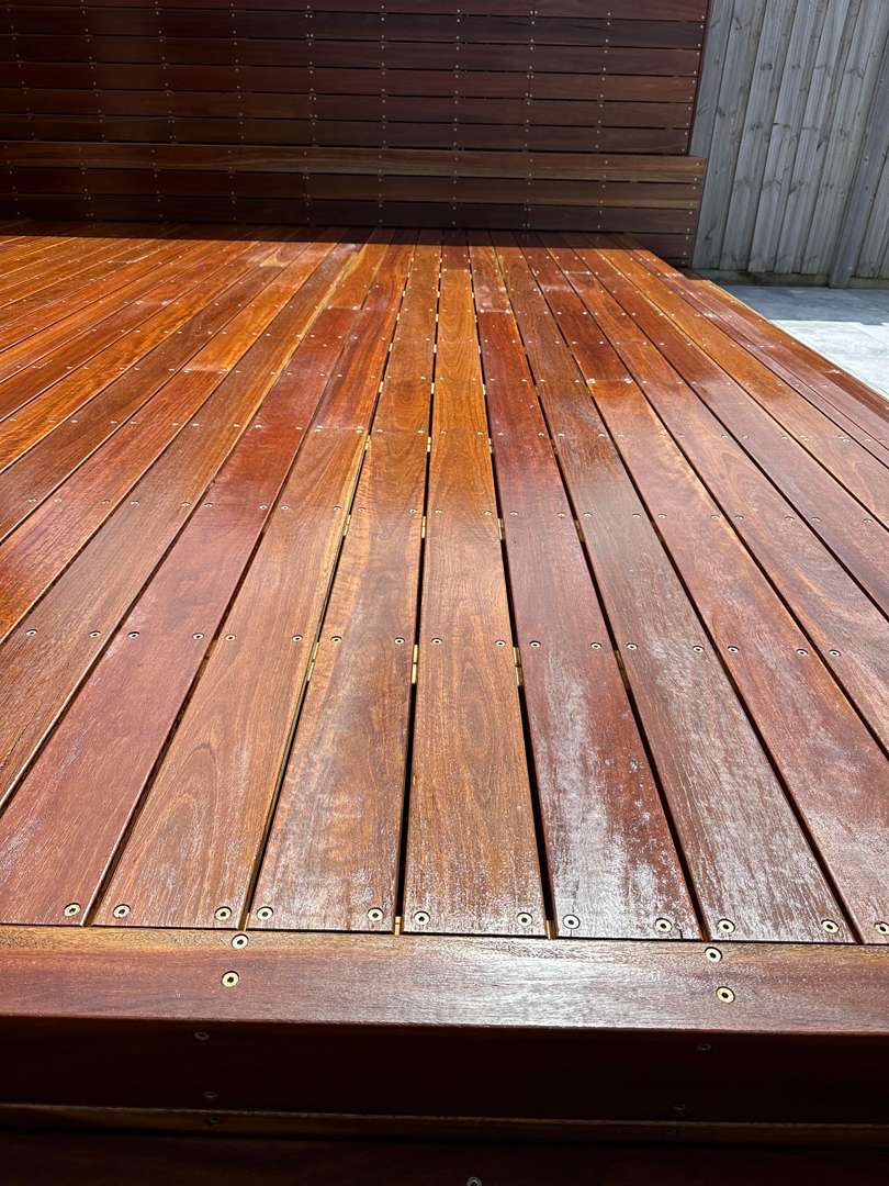 Deck-Out-Geelong-Spotted-Gum-Gate-Screen-Step-And-Seat-Armstrong Creek7